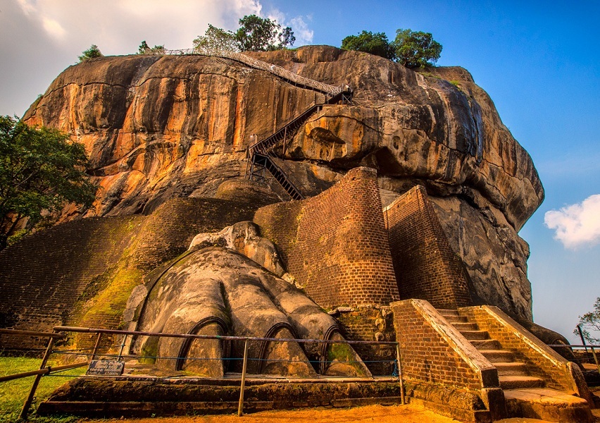 Day 02: Dambulla – Sigiriya Rock fort- Trincomalee